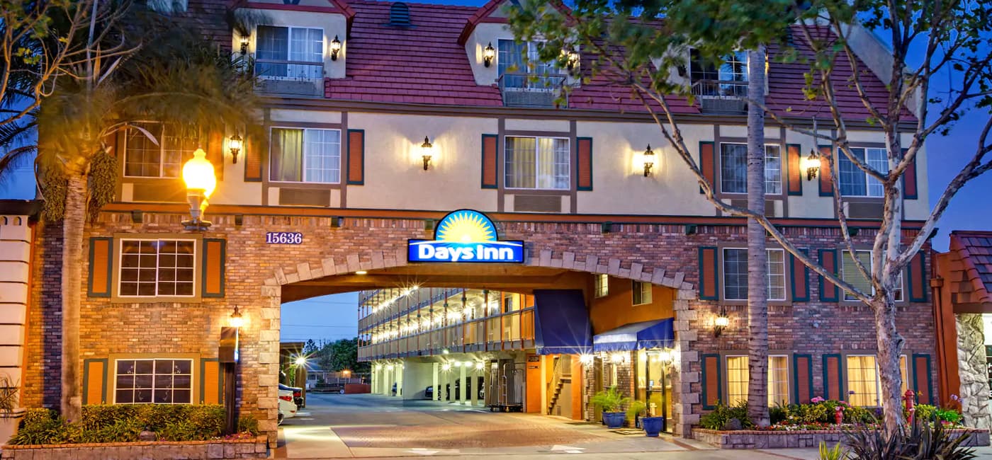 Days Inn by Wyndham Los Angeles LAX/Redondo/Manhattan Beach hotel